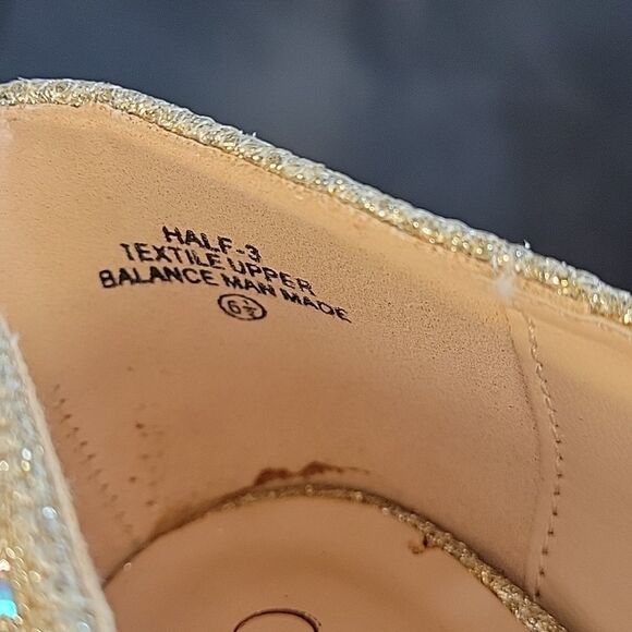 BRAND NEW DE BLOSSOM COLLECTION HALF-3 PEEP TOE SPARKLE EMBELLISHMENTS WEDGE - Picture 14 of 16